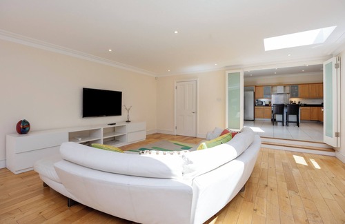 Clapham House | Elms Road, by Veeve