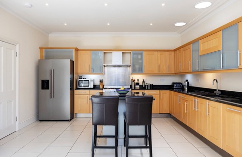 Clapham House | Elms Road, by Veeve