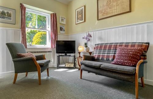 Pitlochry House | Elnagar Cottage