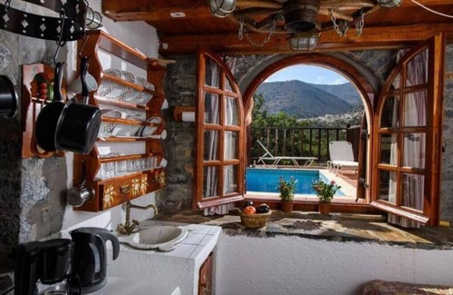 Mavrikiano House | Elounda Monastery Collection House