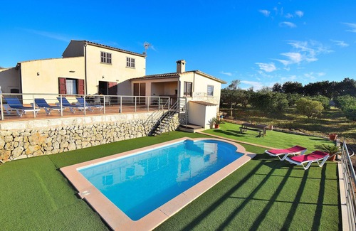 Muro Villa | Els Tarongers 081 fantastic finca with private pool, air conditioning, terrace and barbecue