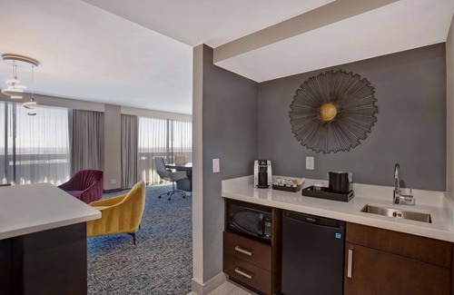 Central Oklahoma City Hotel | Embassy Suites by Hilton Oklahoma City Northwest