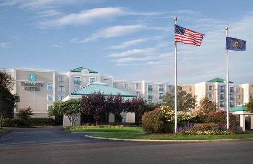 Eastwick Hotel | Embassy Suites by Hilton Philadelphia Airport