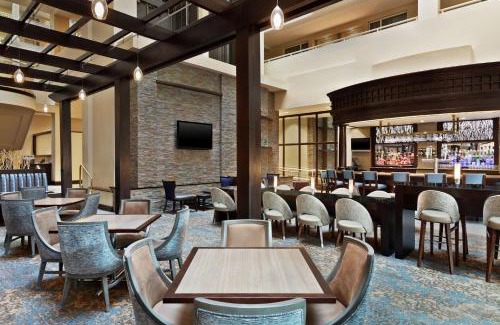 Waltham Hotel | Embassy Suites by Hilton Boston Waltham