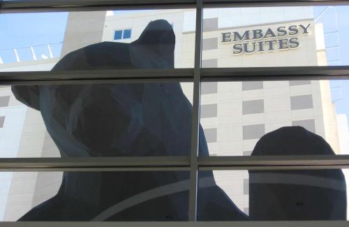Downtown Denver Hotel | Embassy Suites by Hilton Denver Downtown Convention Center