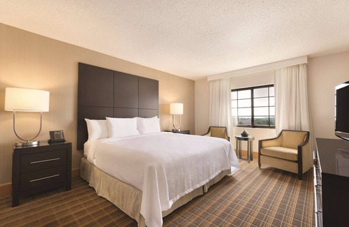 Greenville - Spartanburg Resort | Embassy Suites Greenville Golf Resort & Conference Center