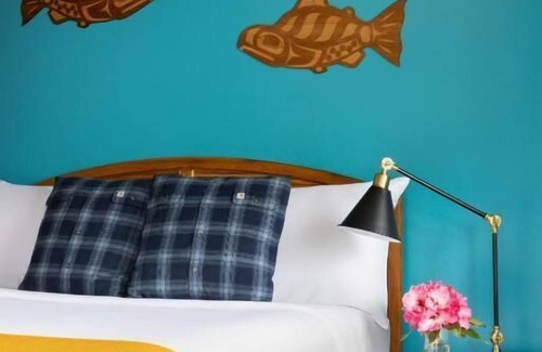 Ketchikan House | Embrace the Alaskan Wilderness in Our Cozy, Serene Fishing Retreat