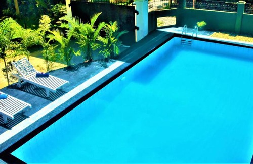 Kochchikade Hotel | Emel Boutique