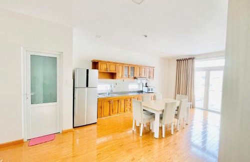 Phuong 6 Apartment | EMERALD APARTMENTS