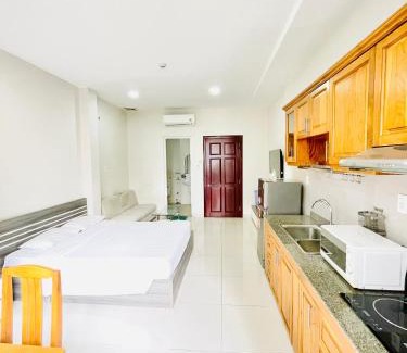 Phuong 6 Apartment | EMERALD APARTMENTS