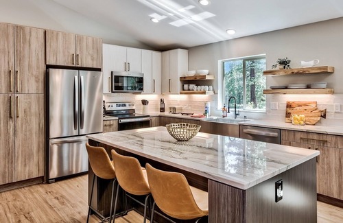 Y Area House | Emerald Bay Cabins at Tahoe #B Brand New Mountain Modern Home