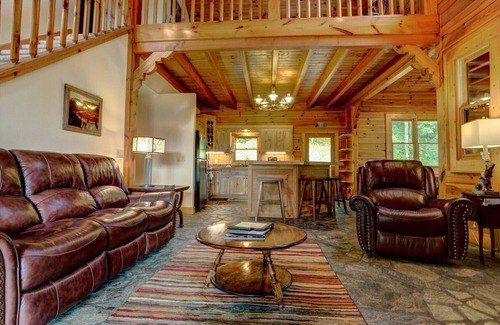 Maggie Valley House | Emerald Bear | Large, Private Home in Maggie Valley | Hot Tub