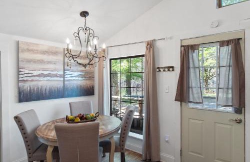 Shreveport House | Emerald Cottage On Emerald Isle Cross Lake