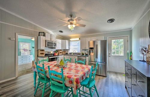 Emerald Isle House | Emerald Isle Escape Walk to Ocean