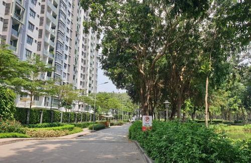 Tan Phu District Apartment | Emerald Lake view