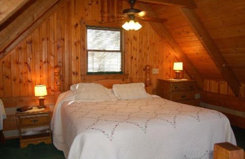 Cosby House | Emerald Pines