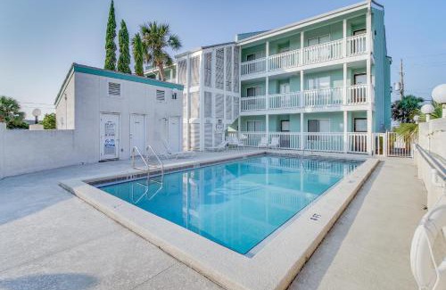 Laguna Beach Apartment | Emerald Shores #3006