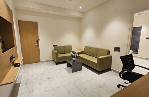 Mysore Hotel | Emerald Urban Comforts
