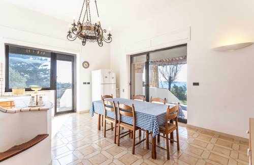 Torre Suda Apartment | Emma's Villa facing the sea with swimming pool