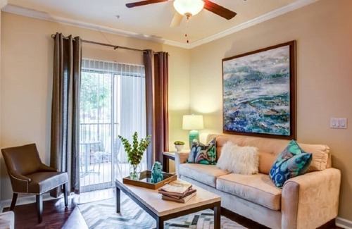 Richmond Apartment | Emmaculate Quiet Super Clean 2 Bed Apartment Sugar Land Richmond