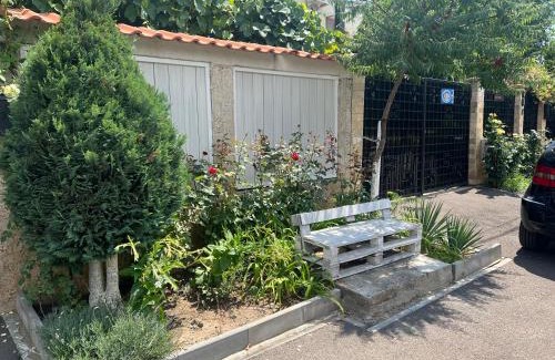 Eforie Nord House | Emmaia Escape Eforie Nord
