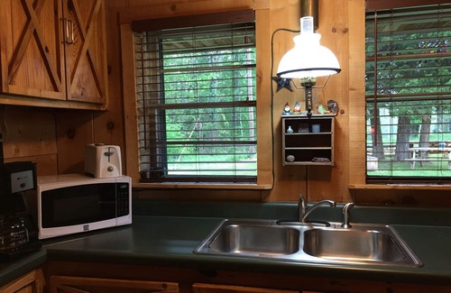 Jasper House | Emma’s Place- a cozy couple's retreat, only 5 miles from Jasper, Arkansas!