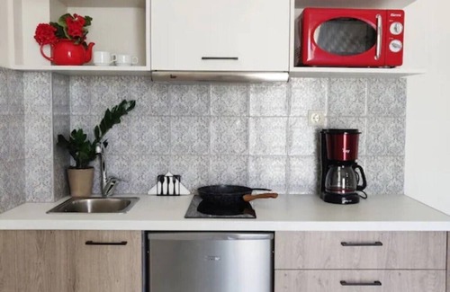 Platanes Apartment | Emorfia's Apartments No6 - 300m to the beach