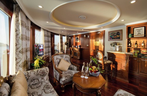 Ha Long Boat Rental | Emperor Cruise Legacy Halong Bay (unique & authentic experience)
