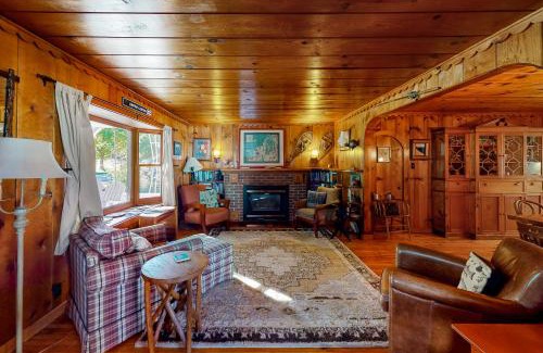 Empire House | Empire Lodge