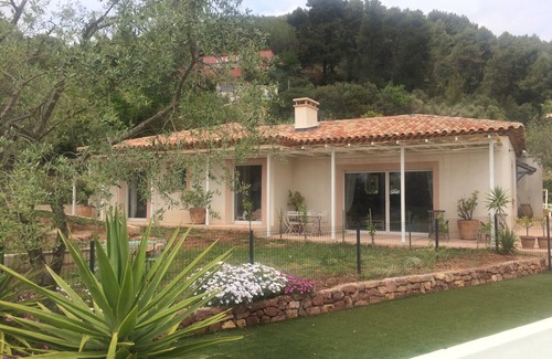 Cuers House | Emplacement Idéal Dans le Var !