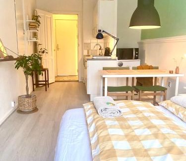 Randers Apartment | En lille lejlighed i midtbyen - hyggelig, centralt og tæt på alt!