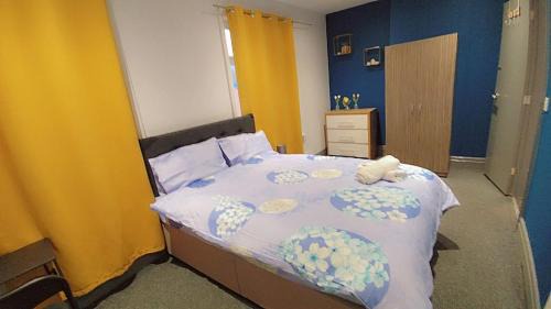 Eccles House | En-Suite Double-Bedroom in the Heart of Eccles Manchester Perfect for Short Stays BH5