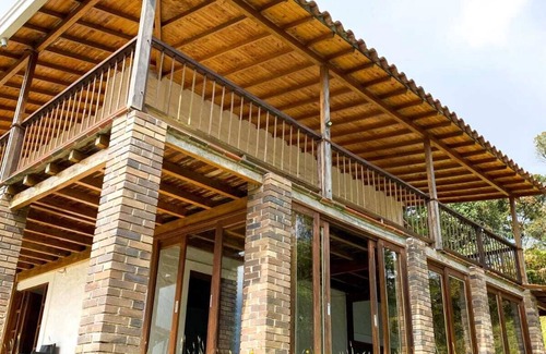 Envigado House | En un apartado de la Vereda Pantanillo se encuentra Casona Neblina ofrece confor