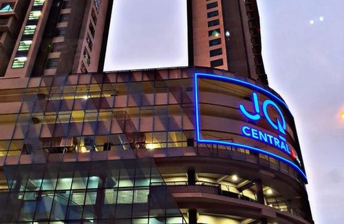 Downtown Kota Kinabalu Apartment | Enamorado @ JQ Central Kota Kinabalu