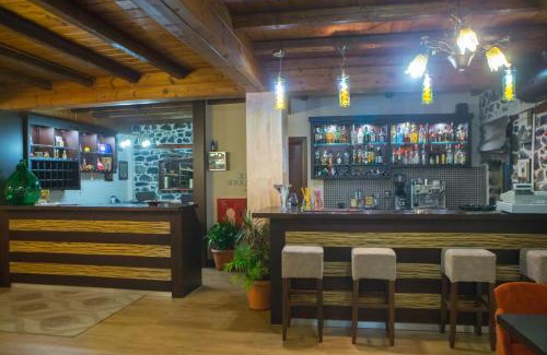 Aghios Athanasios Hotel | Enastron