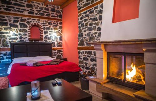 Aghios Athanasios Hotel | Enastron