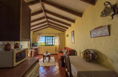 Isora House | Encantadora Casa Rural con Vistas Preciosas para 4 Personas
