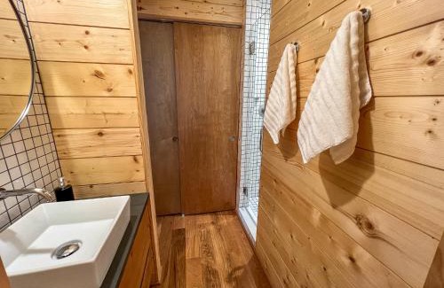 West Jefferson House | Enchanted Escape