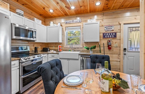 Sevierville Cabin | Enchanted Forest Hideaway by Ghosal Luxury Lodging