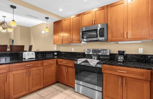 Florida Central Atlantic Coast House | Enchanted Garden Townhouses 1 Mile to Disney World