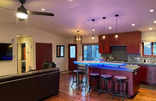 Kachina Village House | Enchanted Pines Retreat 2BR 2BA Vacation Haven in Forested Flagstaff