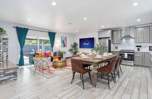 Southwest Anaheim House | Enchanted Pixie Hideaway w/Game Room Hot Tub
