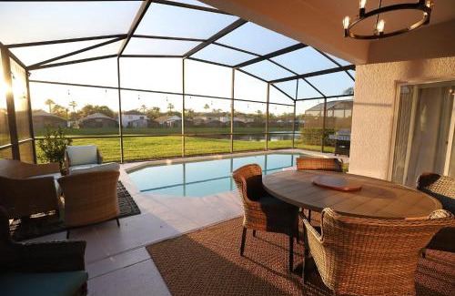Lake Berkley Villa | Enchanted Villa with Lake View 6-Bedroom in Resort 9 miles to Disney World 15 miles to the Wizarding World of Harry Potter