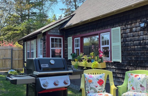 Bernard House | Enchanting 2-bedroom house in Tremont