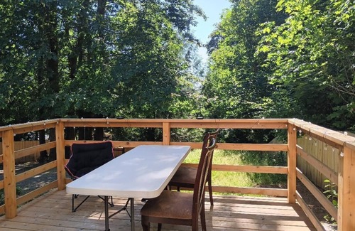 Agate House | Enchanting 3-bedroom house with WiFi in Shelton n