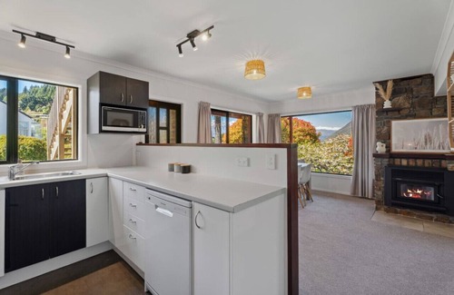 Fernhill House | Enchanting Arawata | Fernhill Home