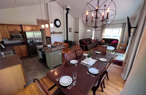 Walnut Shade House | Enchanting Countryside Home