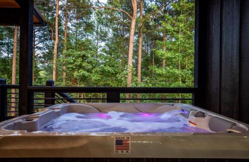 Broken Bow House | Enchanting Escape for Two