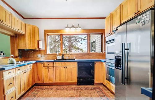 Montague Other | Enchanting Farmhouse w/WiFi in West Michigan - 5 bedrooms - EVENT VENUE OPTION