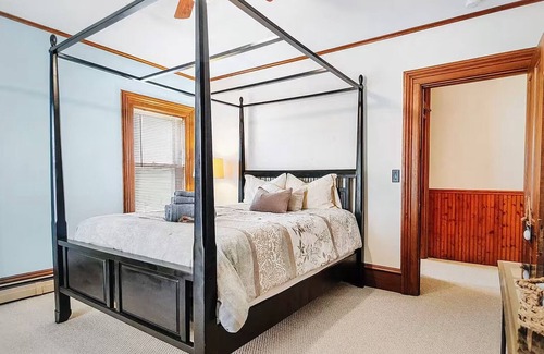 Montague Other | Enchanting Farmhouse w/WiFi in West Michigan - 5 bedrooms - EVENT VENUE OPTION